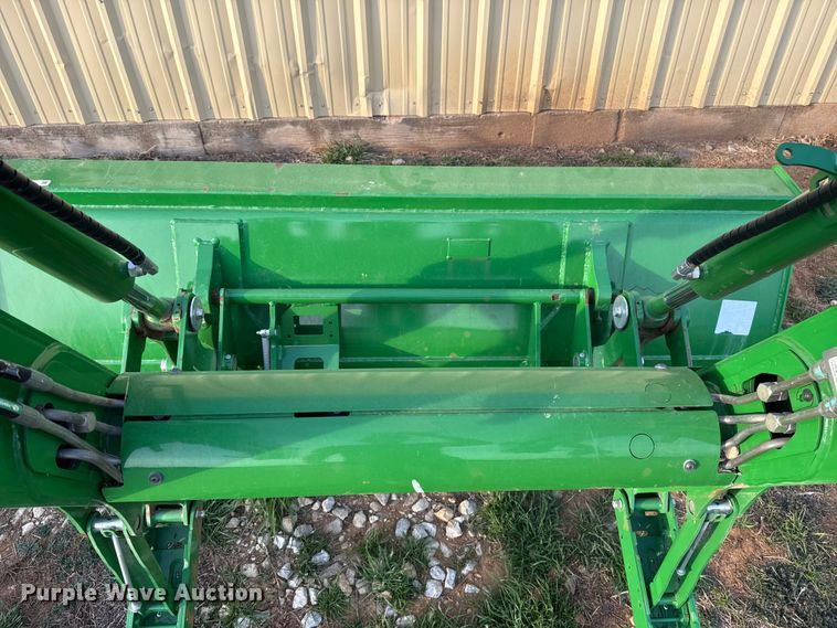 image for item ES5823 2020 John Deere 540R loader
