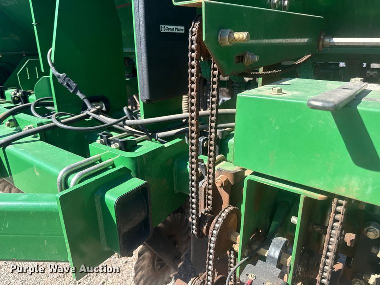 image for item ES5847 Great Plains 1006NT-1575 no-till grain drill