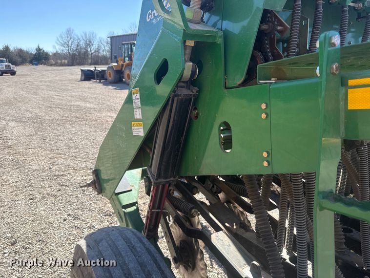 image for item ES5847 Great Plains 1006NT-1575 no-till grain drill
