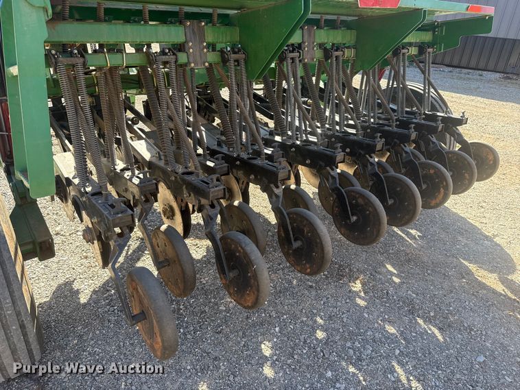 image for item ES5847 Great Plains 1006NT-1575 no-till grain drill