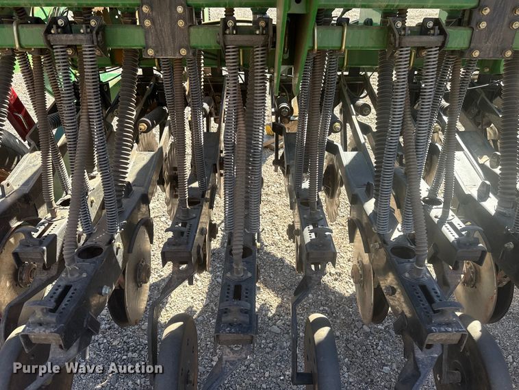 image for item ES5847 Great Plains 1006NT-1575 no-till grain drill