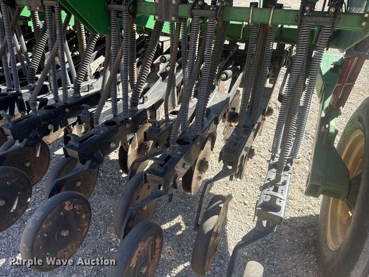 image for item ES5847 Great Plains 1006NT-1575 no-till grain drill