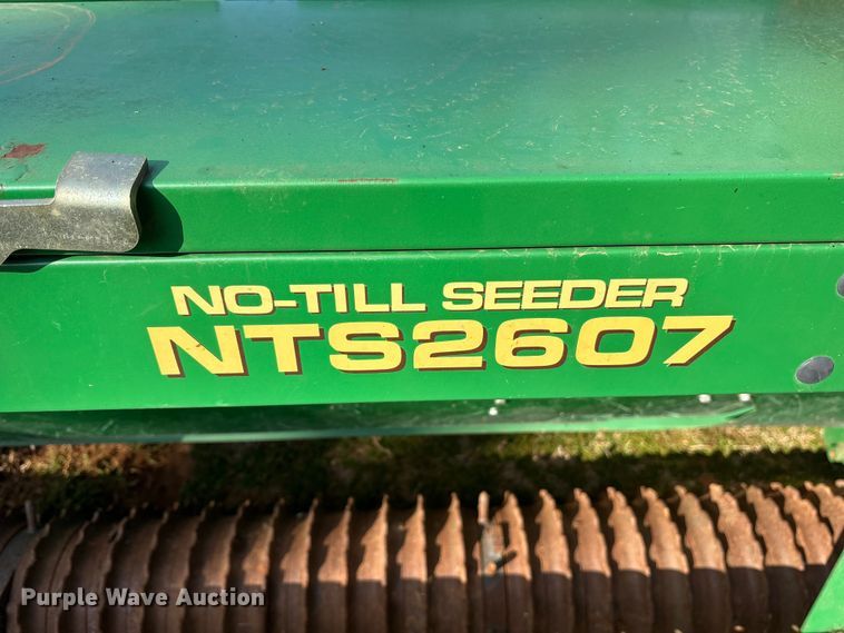image for item ES8552 2021 Great Plains NTS2607 no-till seeder