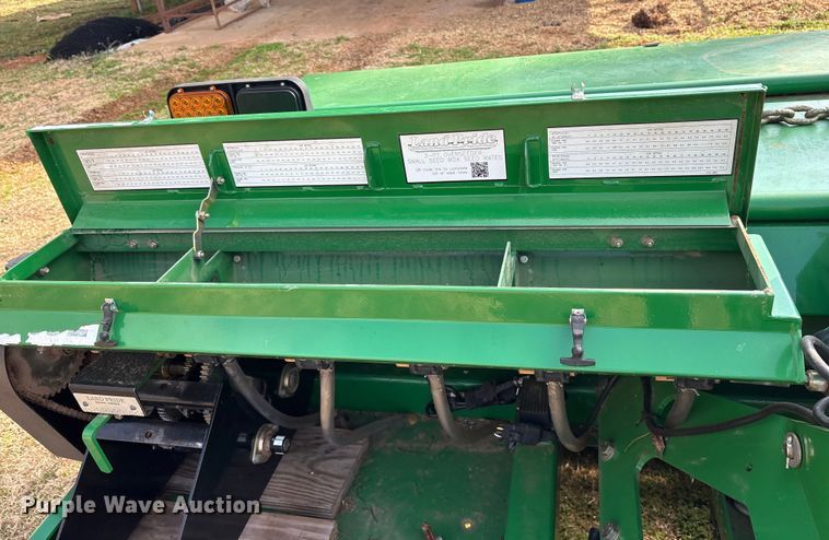 image for item ES8552 2021 Great Plains NTS2607 no-till seeder