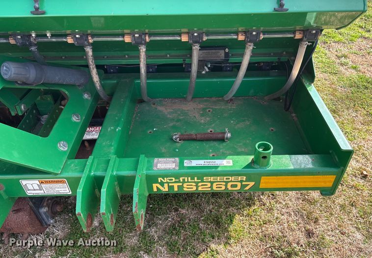 image for item ES8552 2021 Great Plains NTS2607 no-till seeder