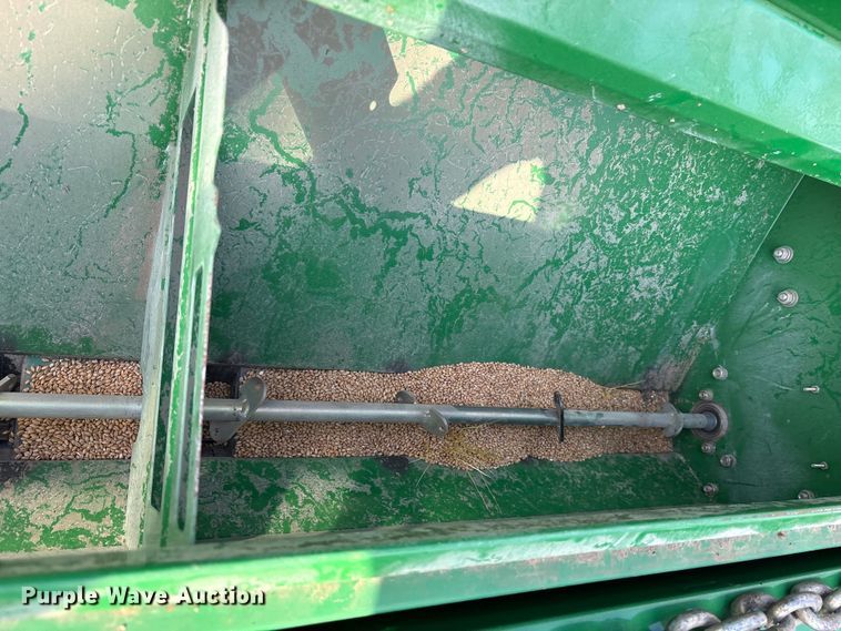 image for item ES8552 2021 Great Plains NTS2607 no-till seeder