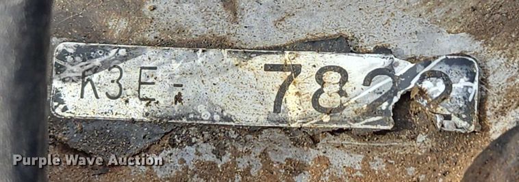 image for item ET1273 International 254 tractor