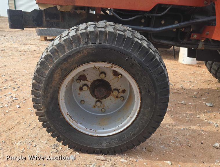 image for item ET1273 International 254 tractor