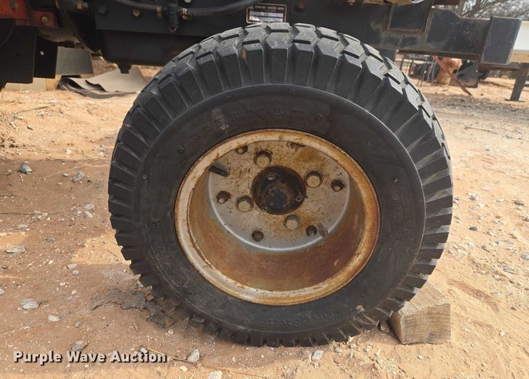 image for item ET1273 International 254 tractor