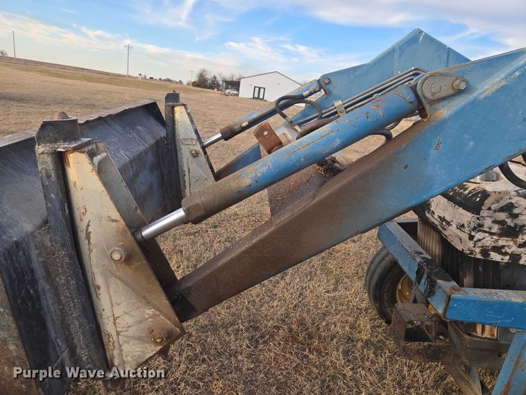 image for item ET1288 1986 Ford 4610 tractor