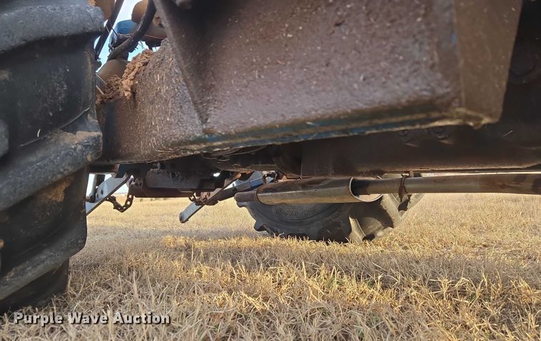 image for item ET1288 1986 Ford 4610 tractor