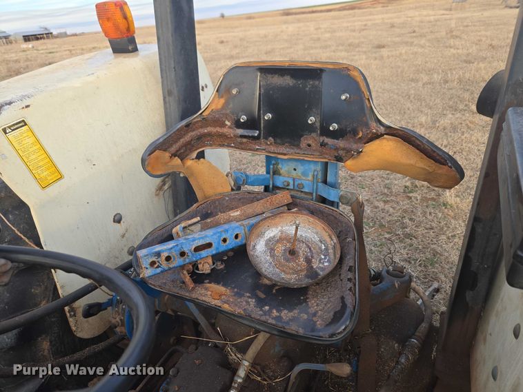 image for item ET1288 1986 Ford 4610 tractor