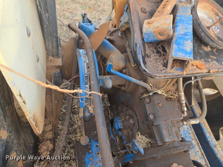 image for item ET1288 1986 Ford 4610 tractor