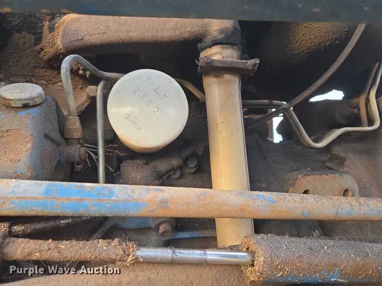 image for item ET1288 1986 Ford 4610 tractor