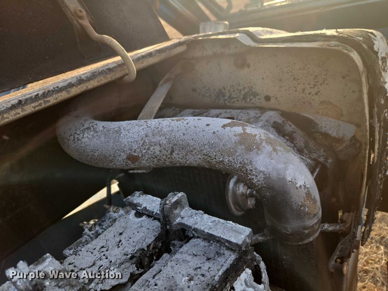 image for item ET1288 1986 Ford 4610 tractor