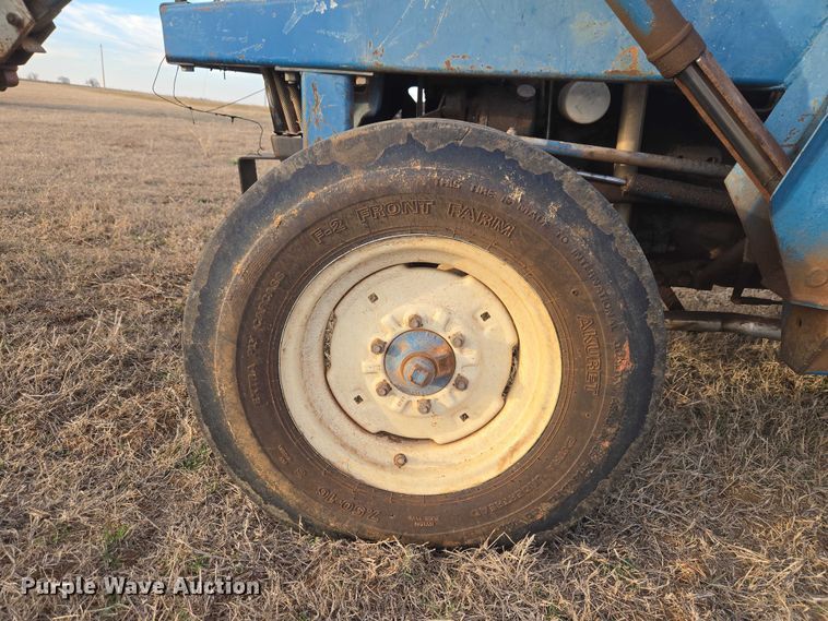 image for item ET1288 1986 Ford 4610 tractor