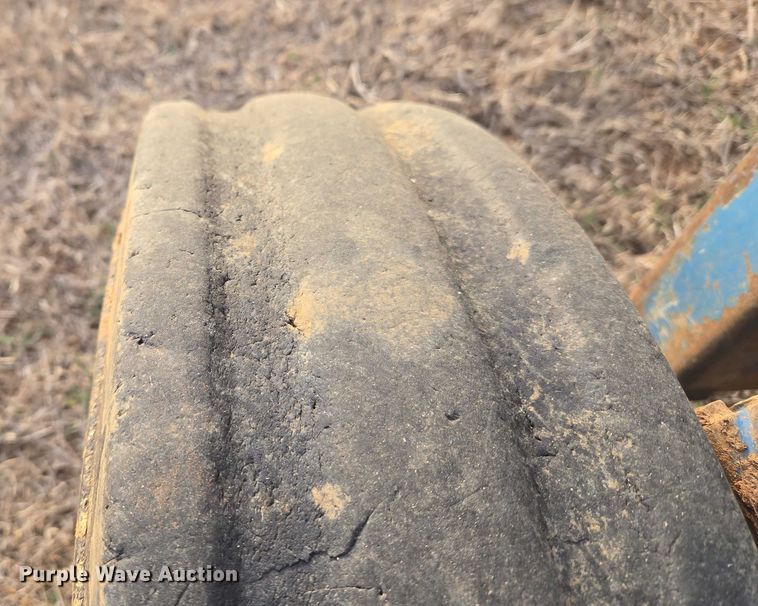 image for item ET1288 1986 Ford 4610 tractor