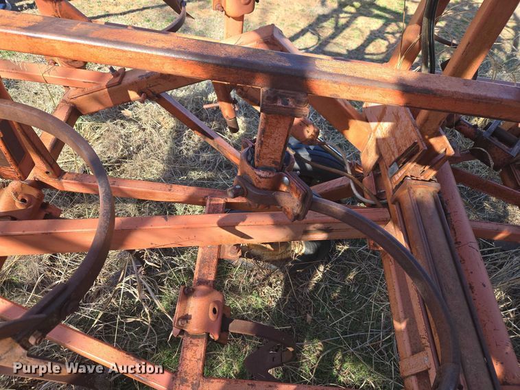 image for item ET1296 Chiselvator 1400 field cultivator