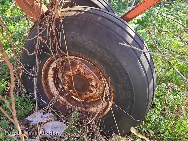 image for item ET1296 Chiselvator 1400 field cultivator