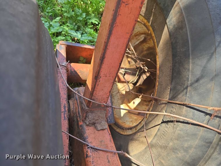 image for item ET1296 Chiselvator 1400 field cultivator