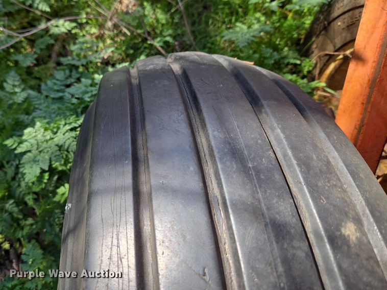 image for item ET1296 Chiselvator 1400 field cultivator