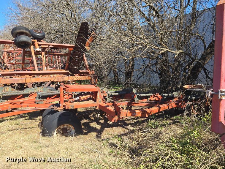 image for item ET1298 Morris Melroe 1020  plow