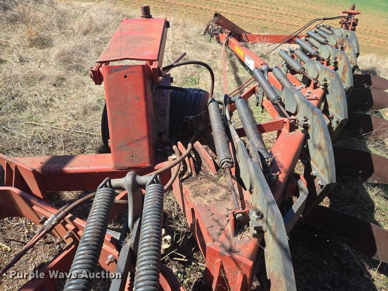 image for item ET1298 Morris Melroe 1020  plow