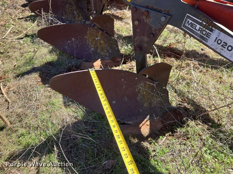 image for item ET1298 Morris Melroe 1020  plow