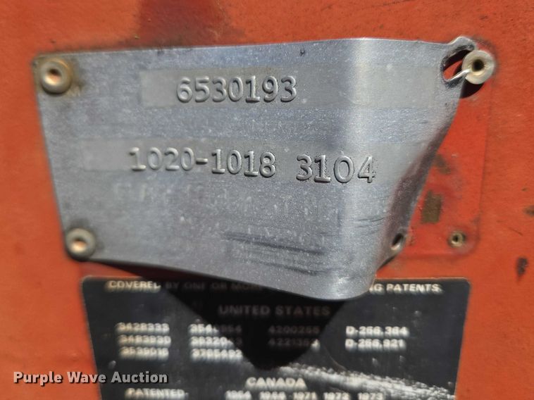 image for item ET1298 Morris Melroe 1020  plow