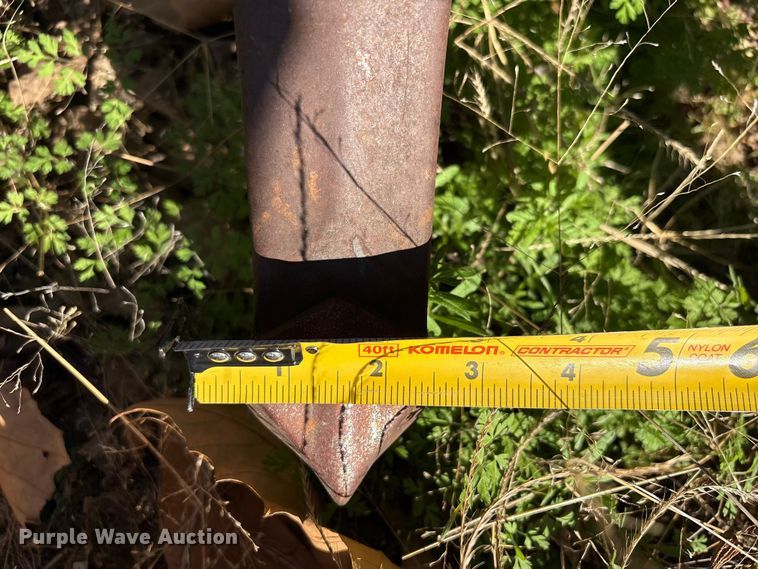 image for item ET1299 Allis-Chalmers 13 chisel