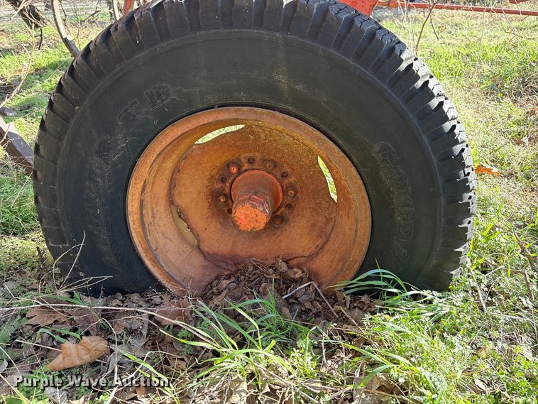 image for item ET1299 Allis-Chalmers 13 chisel