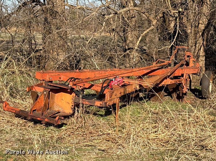 image for item ET1304 Allis-Chalmers plow
