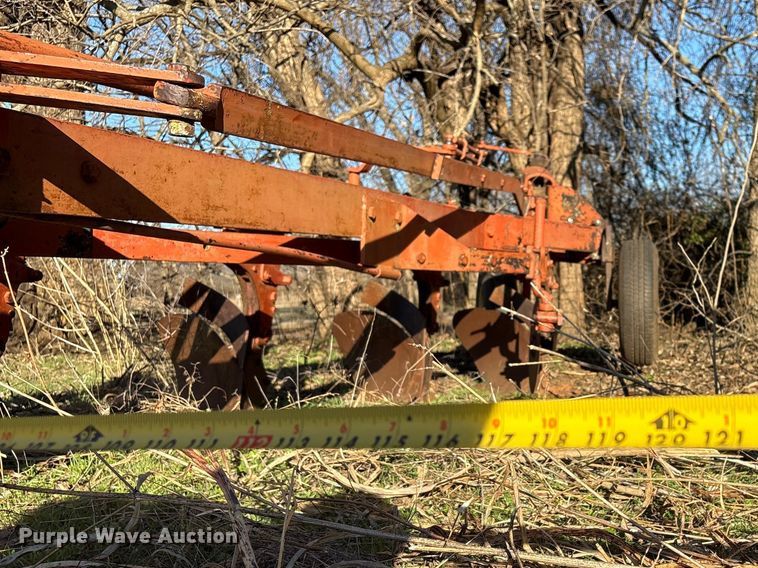 image for item ET1304 Allis-Chalmers plow