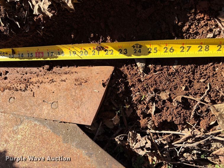 image for item ET1304 Allis-Chalmers plow