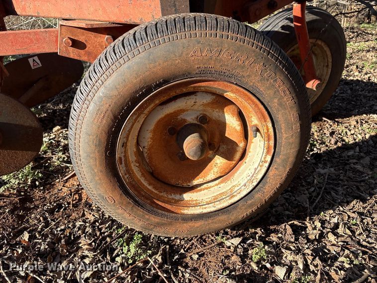 image for item ET1304 Allis-Chalmers plow