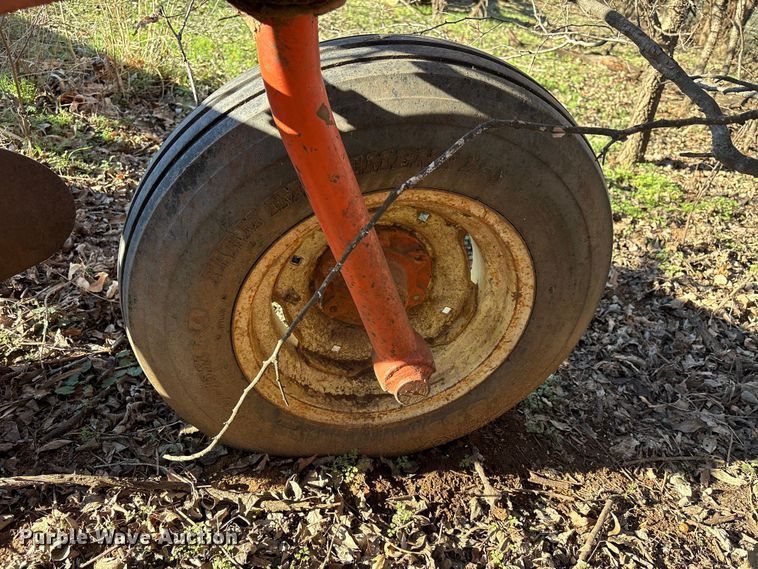 image for item ET1304 Allis-Chalmers plow