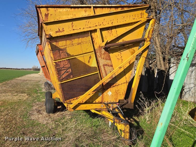 image for item ET1312 (2) cotton wagons