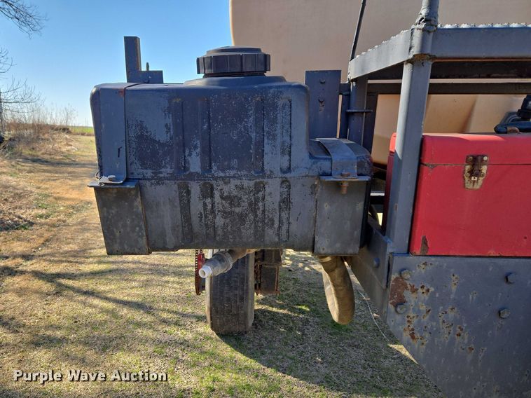 image for item ET1317 Wylie Manufacturing 8420 turf sprayer