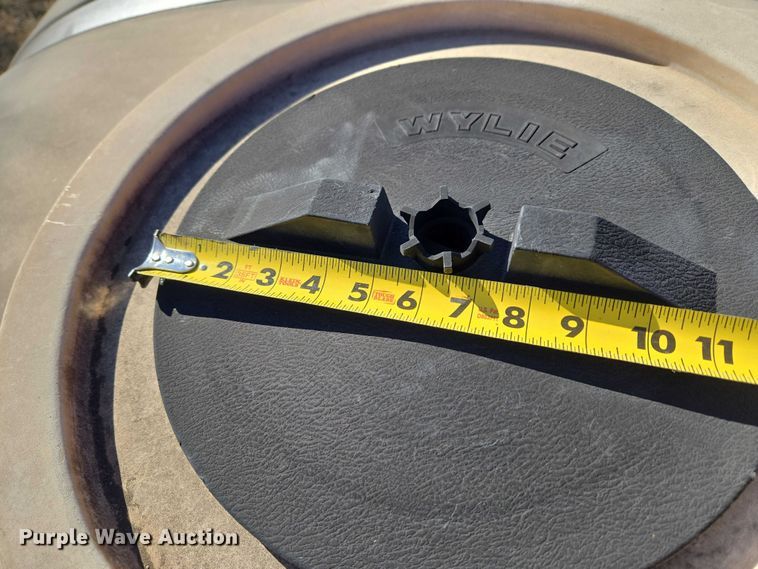 image for item ET1317 Wylie Manufacturing 8420 turf sprayer