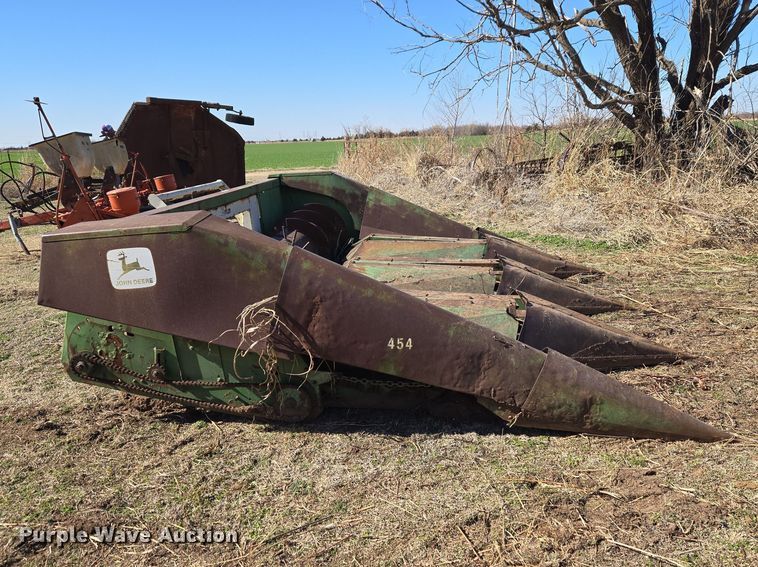 image for item ET1319 John Deere 454 all-crop head