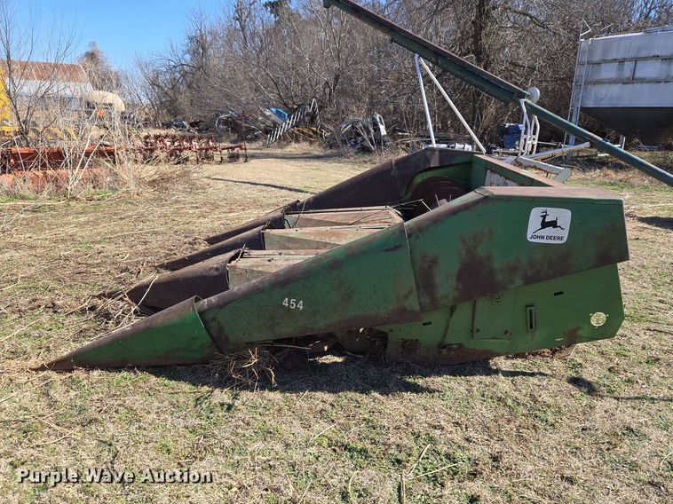 image for item ET1319 John Deere 454 all-crop head