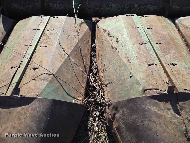 image for item ET1319 John Deere 454 all-crop head