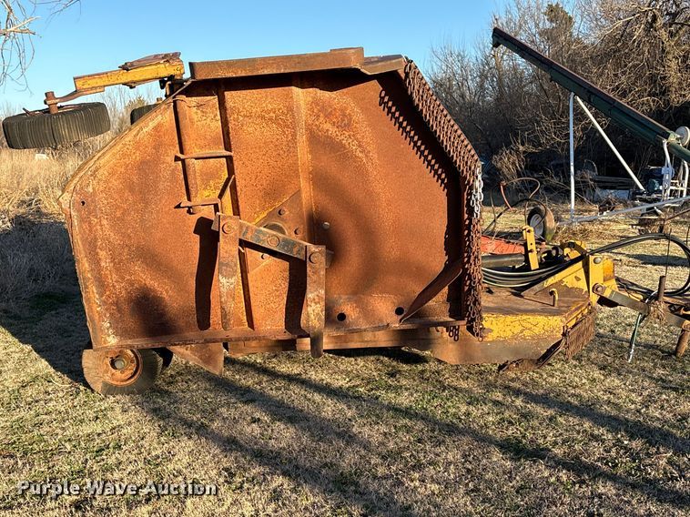 image for item ET1324 Woods batwing rotary mower