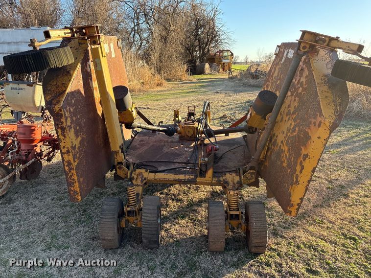 image for item ET1324 Woods batwing rotary mower