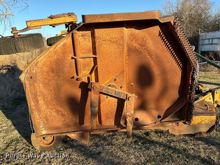 image for item ET1324 Woods batwing rotary mower