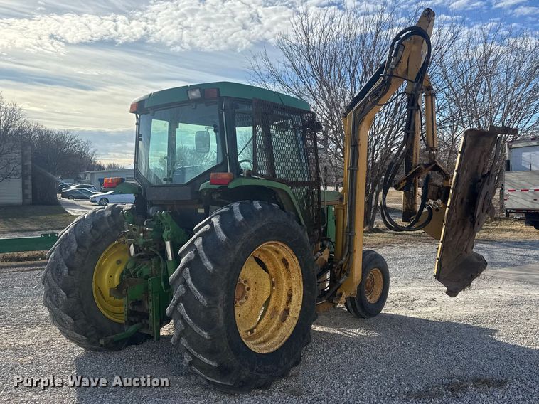 image for item ET1568 2002 John Deere 6405 tractor