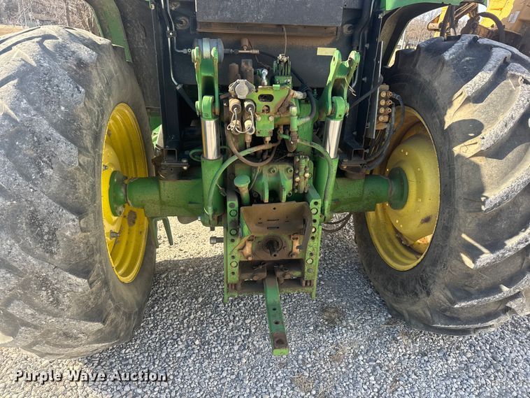 image for item ET1568 2002 John Deere 6405 tractor