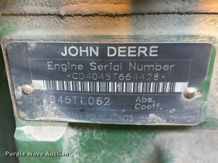 image for item ET1568 2002 John Deere 6405 tractor