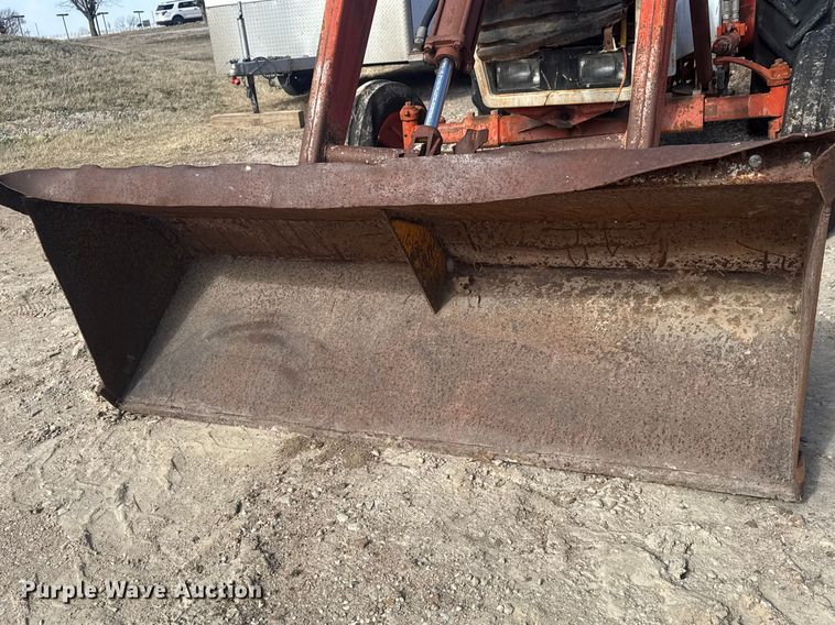 image for item ET1572 Case 1190 tractor