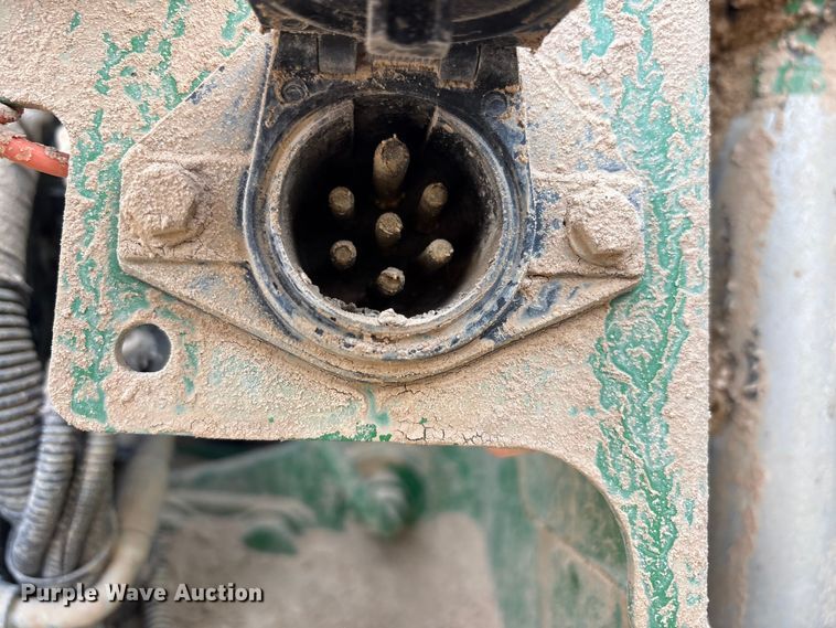 image for item EU4835 2019 John Deere 8245R MFWD tractor